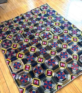 lot 70 image: Vintage Quilt