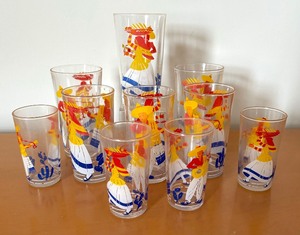 lot 87 image: Vintage Hazel Atlas Mexican Scene Tumblers