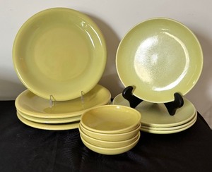 lot 96 image: Vintage Iroquois by Russel Wright Dish Service for Four