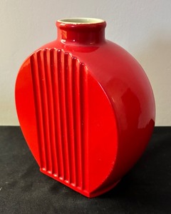lot 109 image: Vintage Halls Superior Quality Kitchenware Art Nuevo Vase
