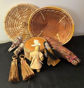 lot 157 image: Handcrafted Birch Bark Basket, Quill Box and More