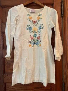 lot 203 image: Tunic by Carol Horns Habitat