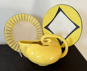 lot 213 image: Vintage Plates and Unique Vintage Modernist Gravy Boat