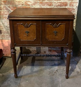 lot 283 image: Vintage Sewing Table with Kenmore E-6354 Sewing Machine