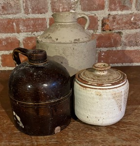 lot 298 image: Vintage Crock Jugs and Lidded Vessel