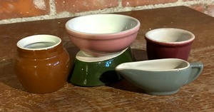 lot 179B image: Vintage Bowls and More by Hall and Shenango