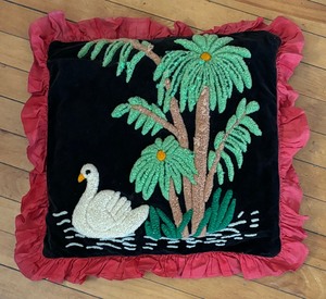 lot 315 image: Vintage Crewel Embroidered Pillow