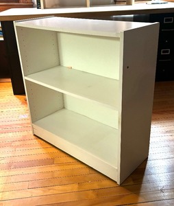 lot 330 image: White Bookshelf