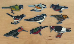lot 346 image: Resin Bird Decor