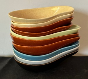 lot 353 image: Ten Beautiful Vintage Bowls