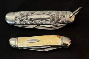 lot 375 image: Two Vintage Pocket Knives