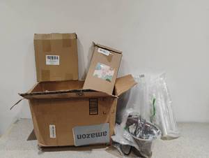 ASSORTED PARTY GOODS