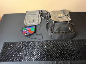 lot 90 image: Lot of 4 Stylish Handbags and Accessories - Includes Leather and Beaded Bags