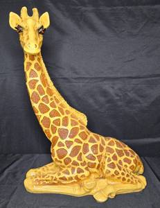lot 203 image: Decorative Giraffe Figurine with Detailed Texture