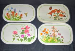 lot 296 image: Set of 4 Vintage Floral and Scenic Decorative Place Mats