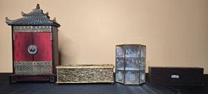 lot 64 image: Collection of Vintage Decorative Boxes and Display Case