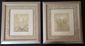 lot 354 image: Pair of Framed Floral Artwork Prints - 19 x 21 Each
