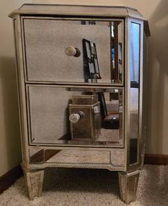 lot 359 image: Vintage Mirrored Nightstand with 2 Drawers - 29 H x 19 W x 14 D
