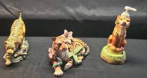 lot 269 image: Set of 3 Ceramic Tiger Figurines with Floral Accents