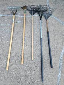 lot 10 image: Collection of 5 Garden Tools Including Rakes and Cultivator