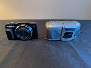 lot 156 image: Bundle of Canon PowerShot SX700HS and Kodak Advantix 4900 Cameras