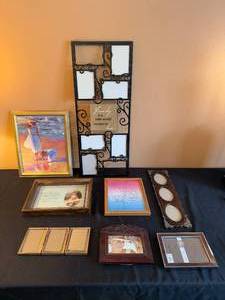 lot 164 image: Collection of 8 Decorative Picture Frames and Artwork