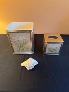 lot 170 image: Set of 2 Decorative Flower Patterned Containers - one Kleenex cover - and a Shell