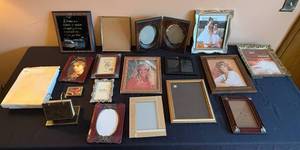 lot 350 image: Lot of 14 Assorted Picture Frames