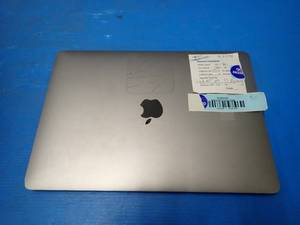 lot 26 image: Apple&nbspMacBookPro15,2 A1989 MV962LLA &nbspINTEL CORE I7-8569U 2.8 Ghz  16GB LPDDR3 RAM  500GB HDD  13.3 screen with 2560 x 1600 Resolution  Includes IOS  Includes Charger &nbsplight scratches on screen