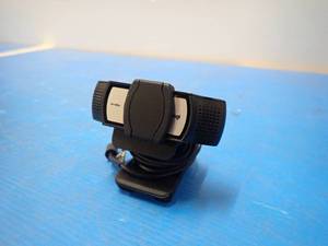 lot 58 image: Logitech&nbspV-U0031 USB Webcam 