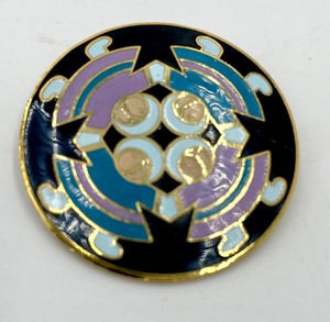 lot 142 image: Cloisonne Enamel Brooch Pin - Alaska Children Dance - Artique Ltd Barbara Lavallee - Vintage
