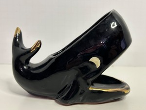 lot 58 image: Vintage Redware Black WHALE Pottery Planter Trinket Dish Kitschy Made in Japan