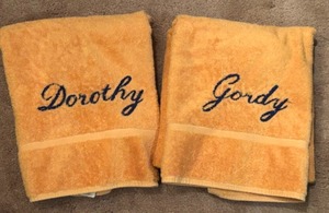 lot 61 image: Vintage MCM Cannon Terry Bath Towels for GORDY & DORTHY Mid Century Decor