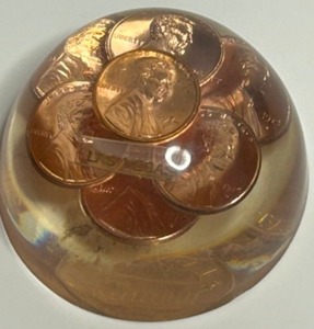 lot 64 image: Vintage 1974 Copper PENNIES in Lucite Paperweight From Las Vegas