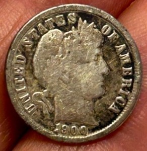 lot 70 image: Antique BARBER DIME 1900 Made into a Golf Ball Marker Silver