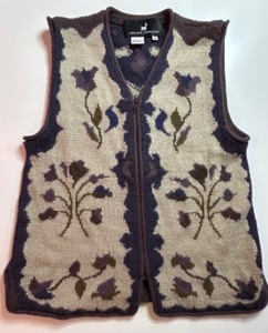 lot 73 image: PERUVIAN CONNECTION 100% Alpaca Floral Folk Art Zip Up VEST Ladies Small