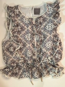 lot 75 image: Anthropologie VANESSA VIRGINIA Blouse Pleated Floral Peasant Top Boho M