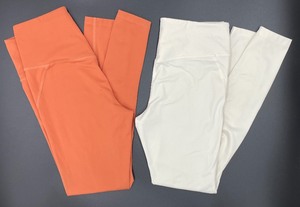lot 166 image: Two Girlfriend Collective Compressive LEGGINGS - Full Length