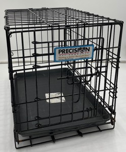 lot 176 image: Folding DOG KENNEL - Precision Brand - Medium