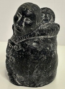 lot 87 image: Vintage A Wolf Original Canada Inuit Eskimo Momma & Baby Sculpture 4 12