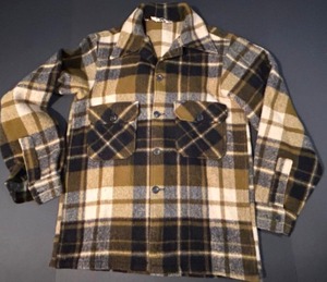 lot 28 image: Vintage 60s Woolrich Plaid Wool Flannel Shacket Jacket Shirt Size 38 - Rare