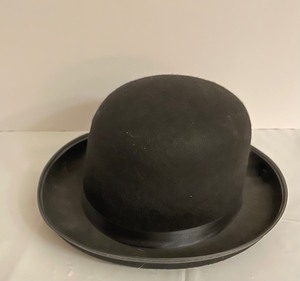 lot 184 image: Vintage Costume Bowler Hat with Satin Ribbon - Black