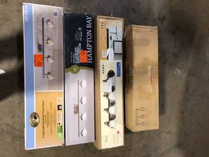 lot 29 image: Lot of Assorted Lighting Various Models and Conditions   Customer Returns See Pictures