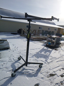 Strongway Drywall and Panel Hoist
