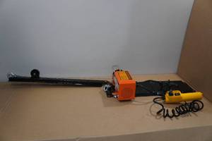 lot 1D image: Garage Gator 125 Lb Electric Hoist