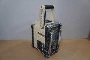 lot 2 image: Makita Cordless Job Site Radio