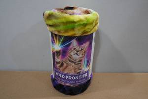 lot 88 image: Wild Frontier 50x60 Plush Throw Blanket