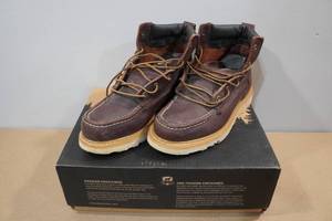 lot 111 image: Irish Setter Ashby 6 Work Boots -Size 9
