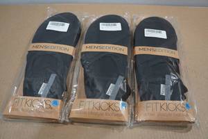 lot 120 image: 3 Pairs Mens Fitkicks -XL