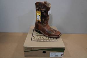 lot 127 image: Smoky Mountain Western Boots -Youth Size 6